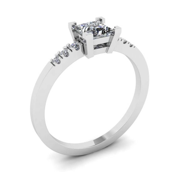 Princess Cut Diamond Ring with 3 Small Side Diamonds,  Enlarge image 4