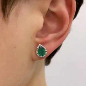 Pear-Shaped Emerald with Diamond Halo Earrings Yellow Gold - Photo 3